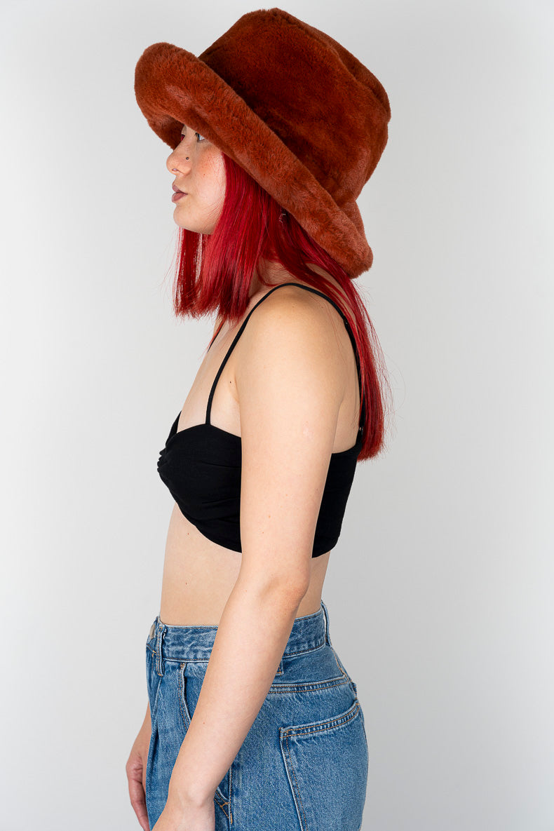 CARAMEL BUCKET HAT