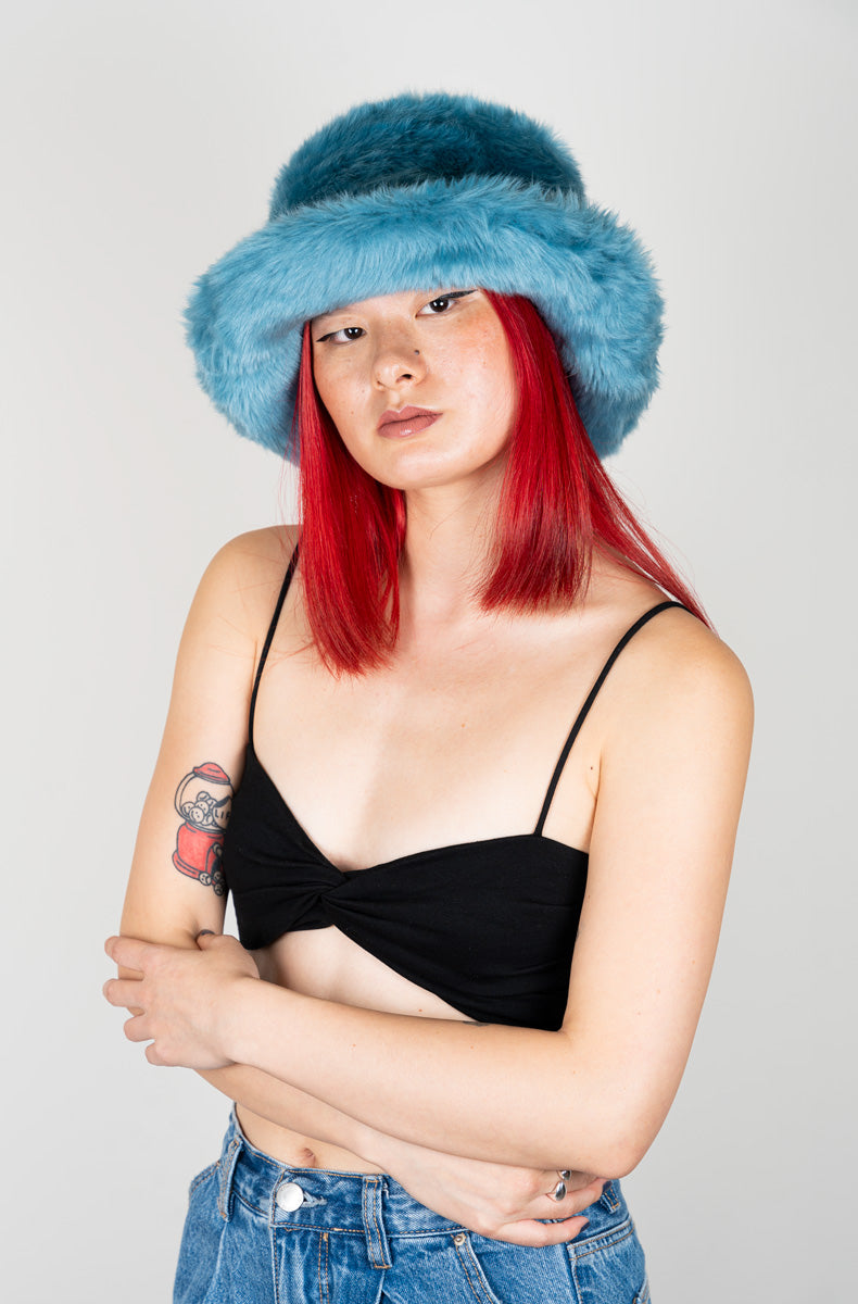 CERULEAN BUCKET HAT